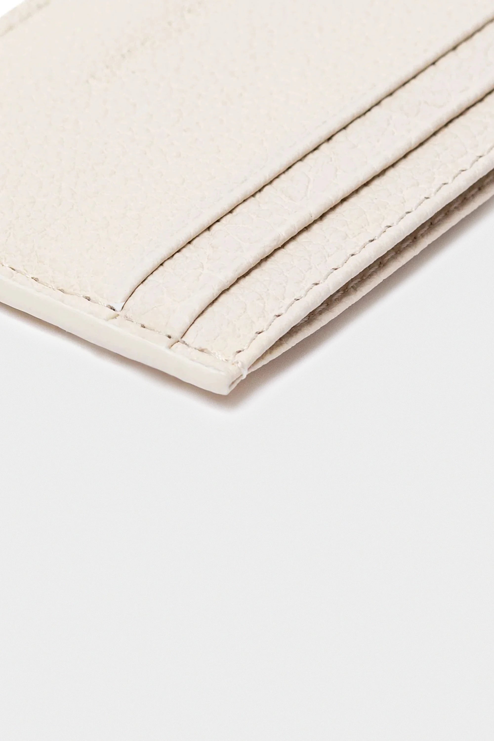 0.5 Cardholder in Pebbled Leather