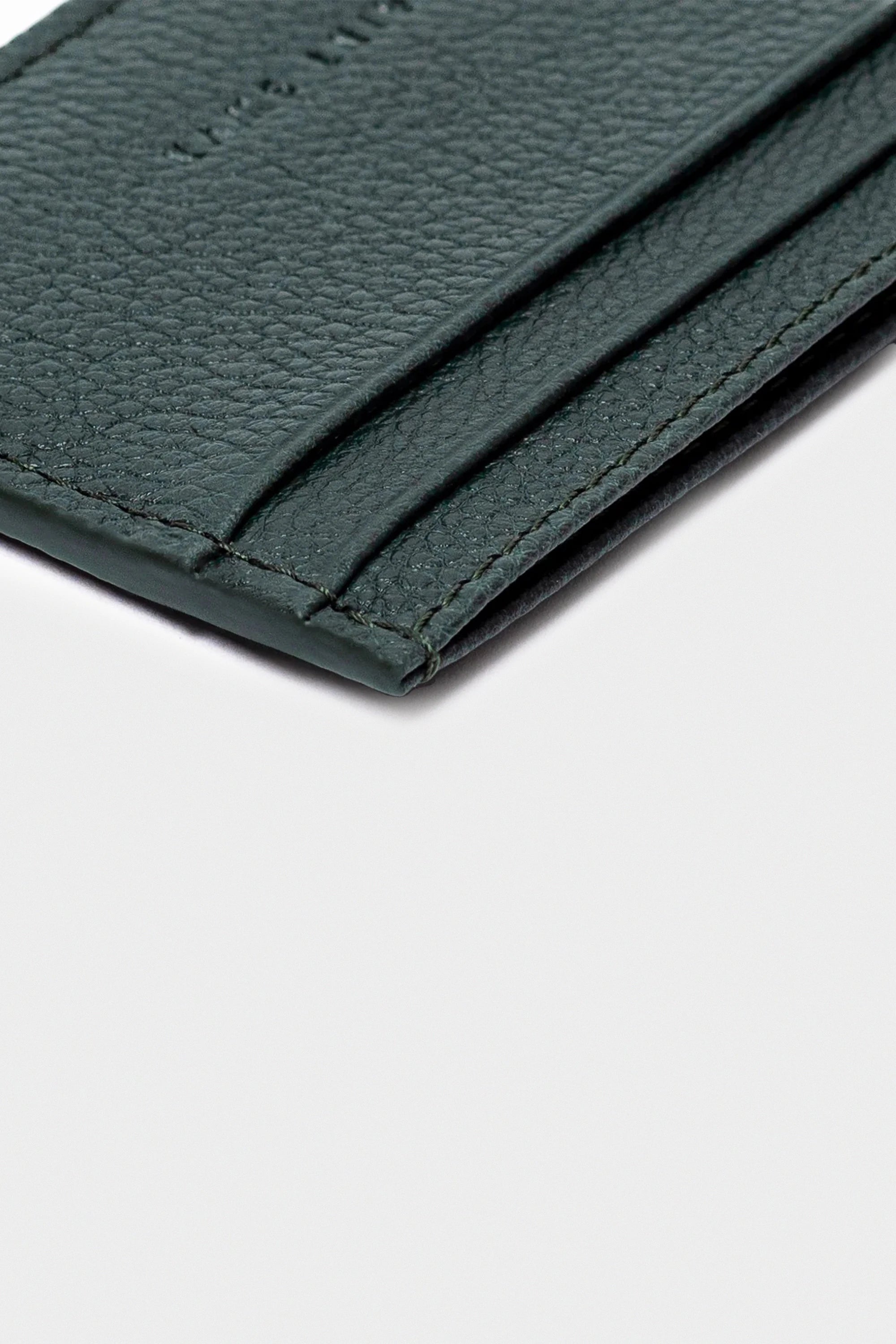 0.5 Cardholder in Pebbled Leather